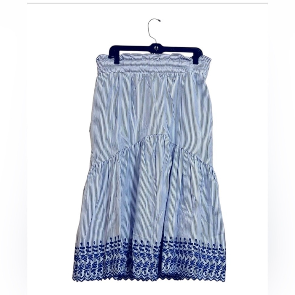 Tuckernuck Cinzia Blue Stripe Eyelet Midi Skirt Medium NWT - Picture 3 of 11